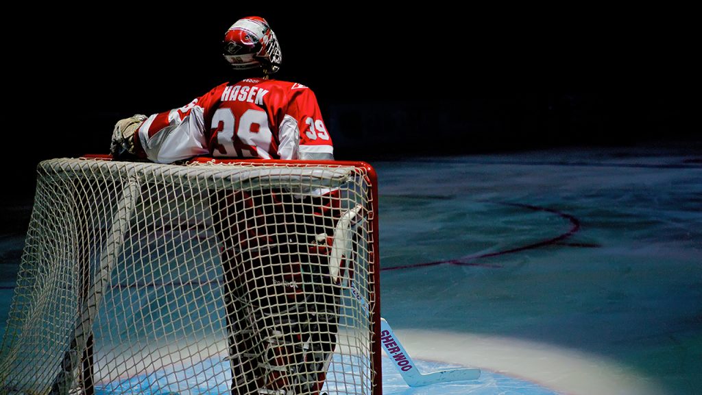 Hall of Famer Dominik Hasek calls NHL 'suspension' of Russian players, slams Alex Ovechkin as 'chicken---'