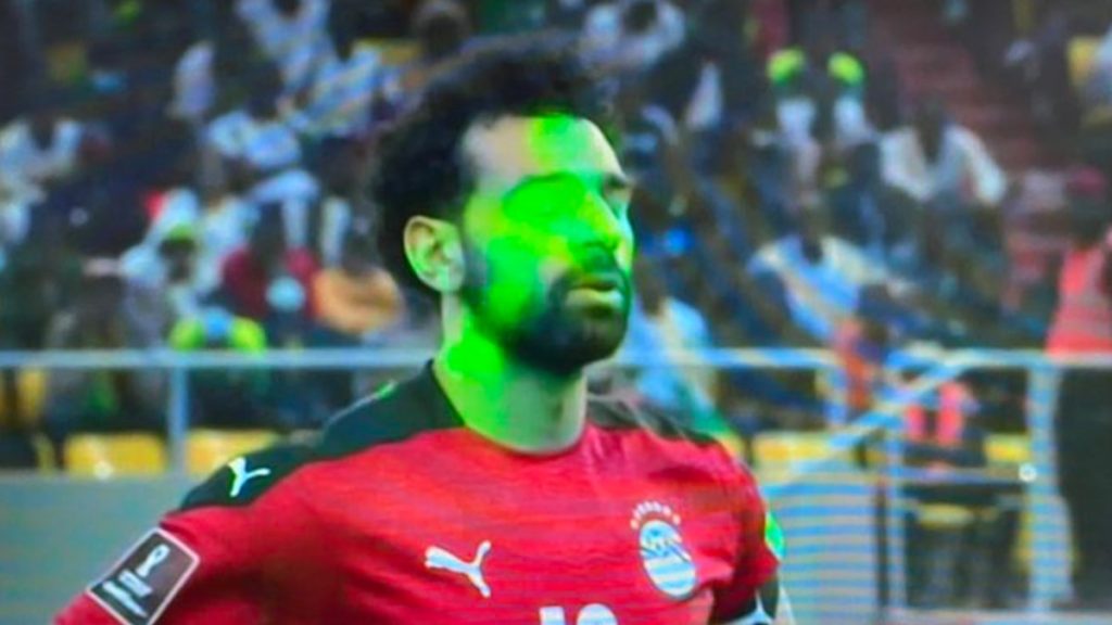 Mohamed Salah misses the penalty kick after fans shine a laser in his face, Egypt is out of the World Cup
