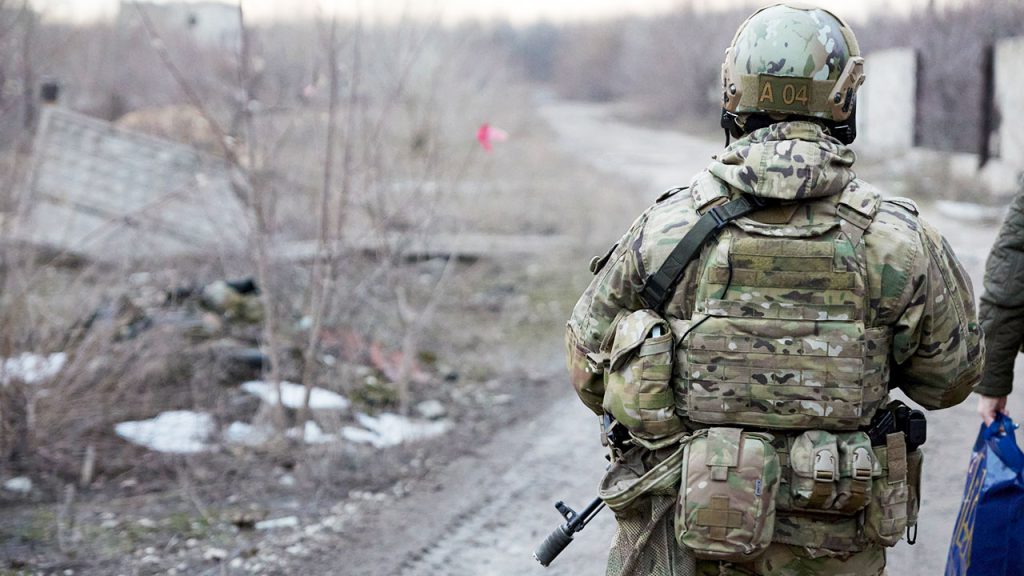 Putin changes leadership in Ukraine war as defense officials warn to focus eastward