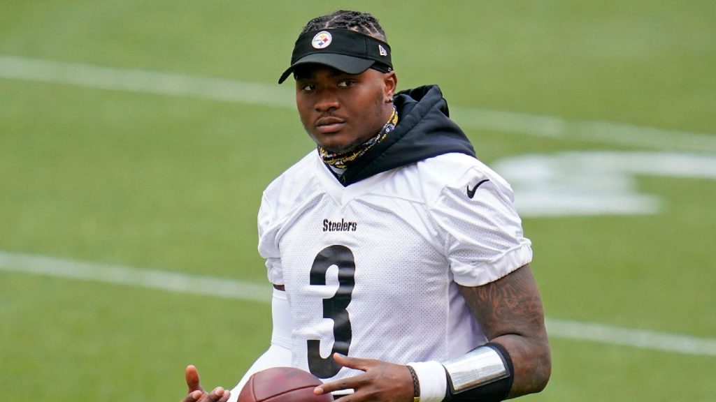 Pittsburgh Steelers QB Dwayne Haskins dies after colliding with a dump truck