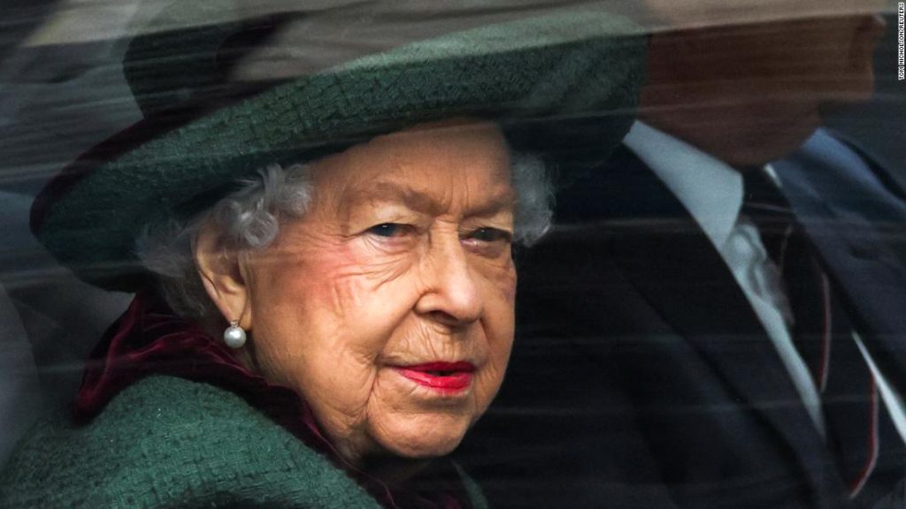Buckingham Palace says Queen Elizabeth will not open the UK Parliament this year