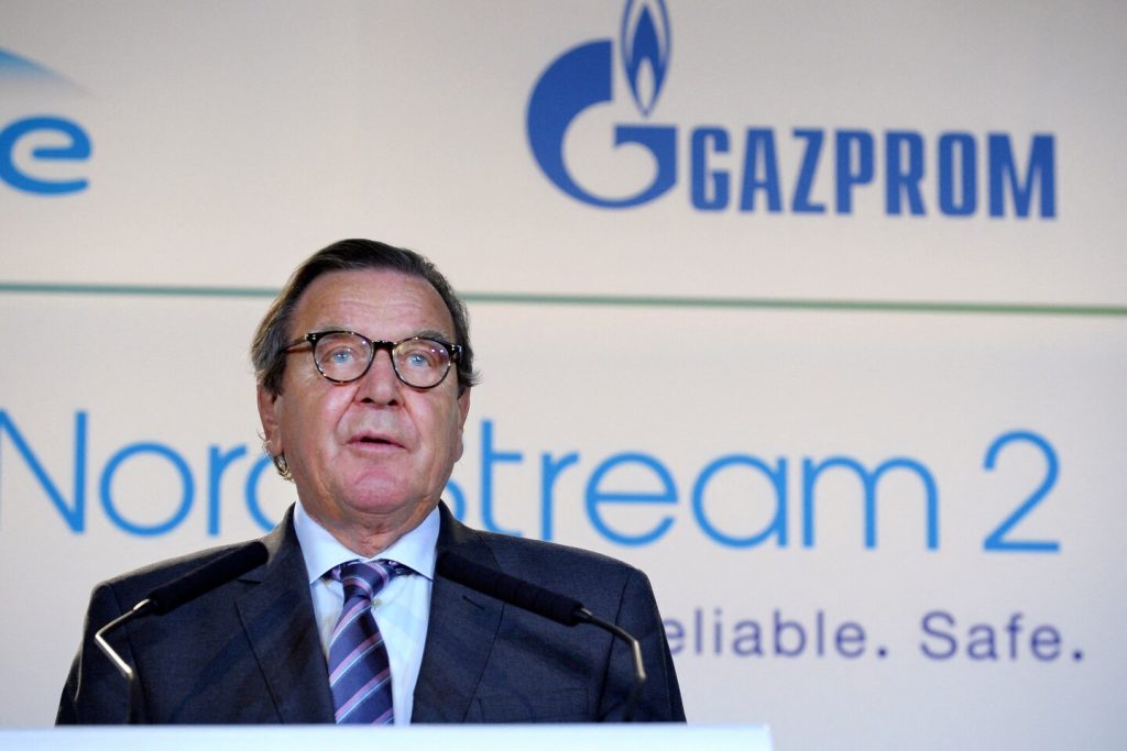Gerhard Schroeder resigns from Rosneft