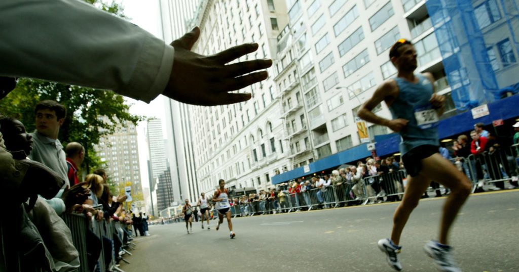 Runner dies after collapsing at Brooklyn Half Marathon