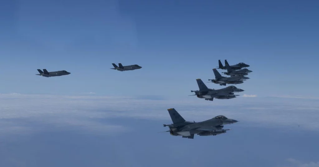 South Korea and the United States display their air power during an official US visit to Seoul