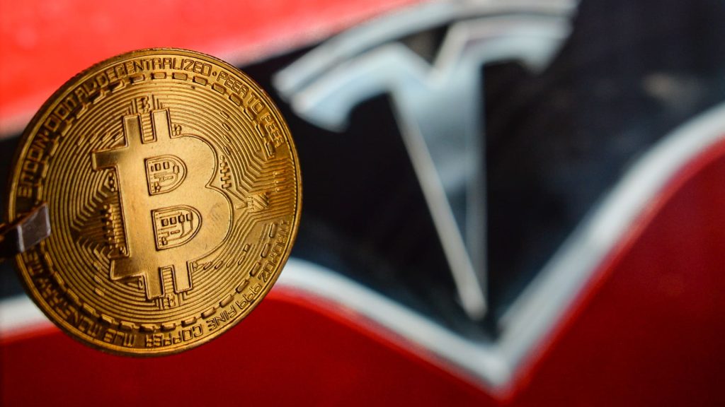 Tesla converted 75% of Bitcoin purchases into fiat currency in Q2 2022