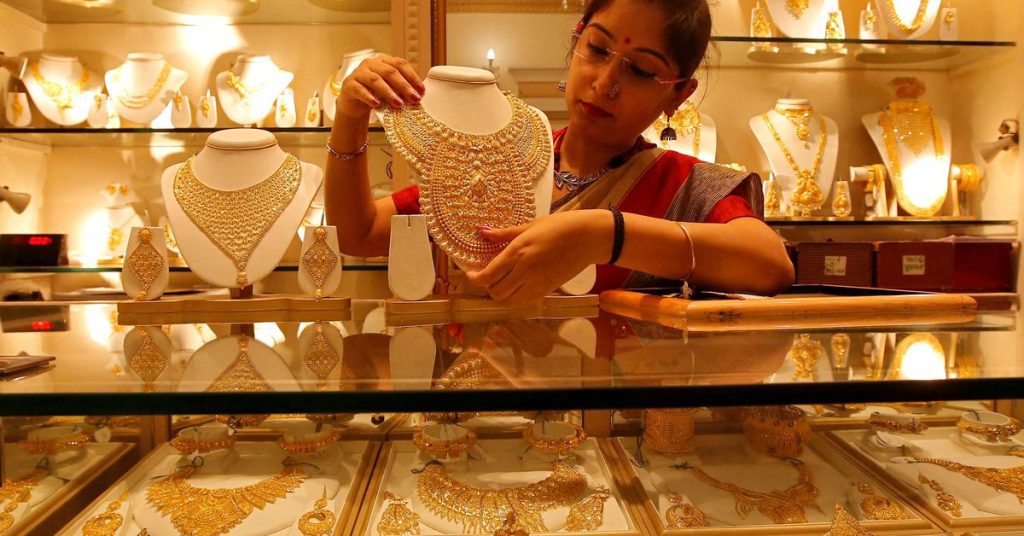 Exclusive: Banks divert gold supplies from India to China and Turkey