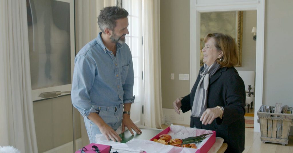 Ina Garten makes risotto with a tall fan