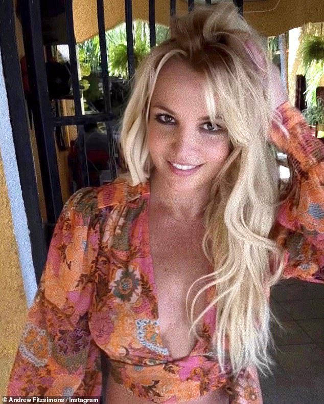 counting?  The music mogul has made a public appeal for pop star Britney to consider appearing in one of his shows now that she's free from her sponsorship.