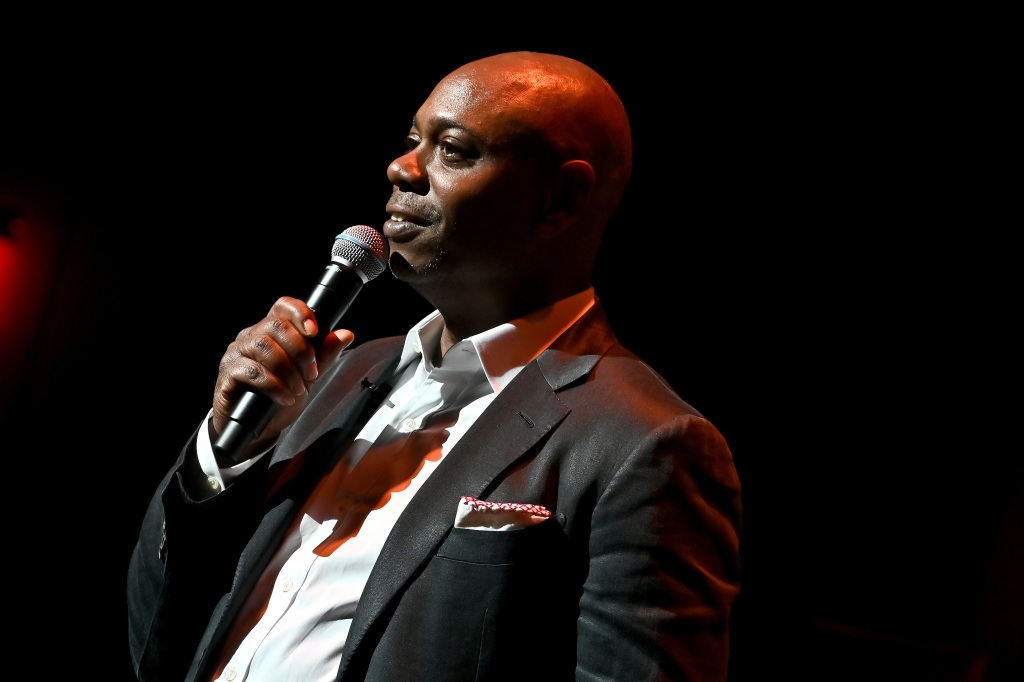 'SNL' monologue by Dave Chappelle charts ADL fire, allegedly 'promoting' anti-Semitism - Deadline