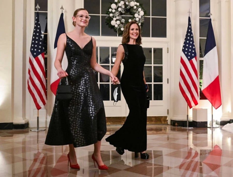 Jennifer Garner, Ben Affleck's daughter Violet makes a rare appearance at the White House