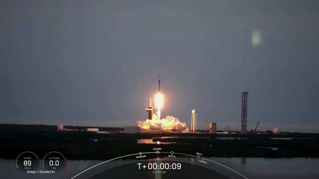 A SpaceX Falcon 9 rocket successfully launched a Starlink satellite
